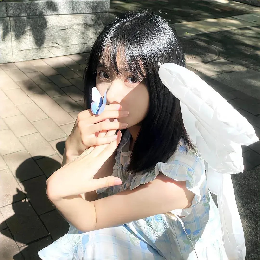 三小一家人